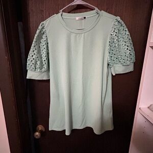 Unbranded Mint Green Puff Sleeve Lace Top